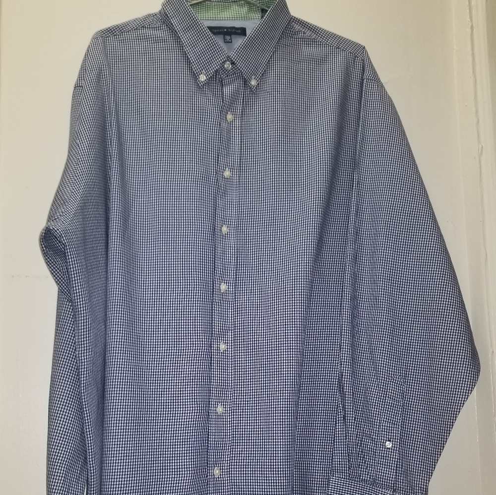 Tommy Hilfiger Button Up Long Sleeve Dress Shirt